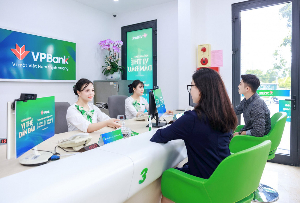 tap-trung-vao-ban-le-va-nhom-sme--ngan-hang-vpbank--vpb--dat-muc-tieu-loi-nhuan-tang-25_67b7288e4e879.jpg