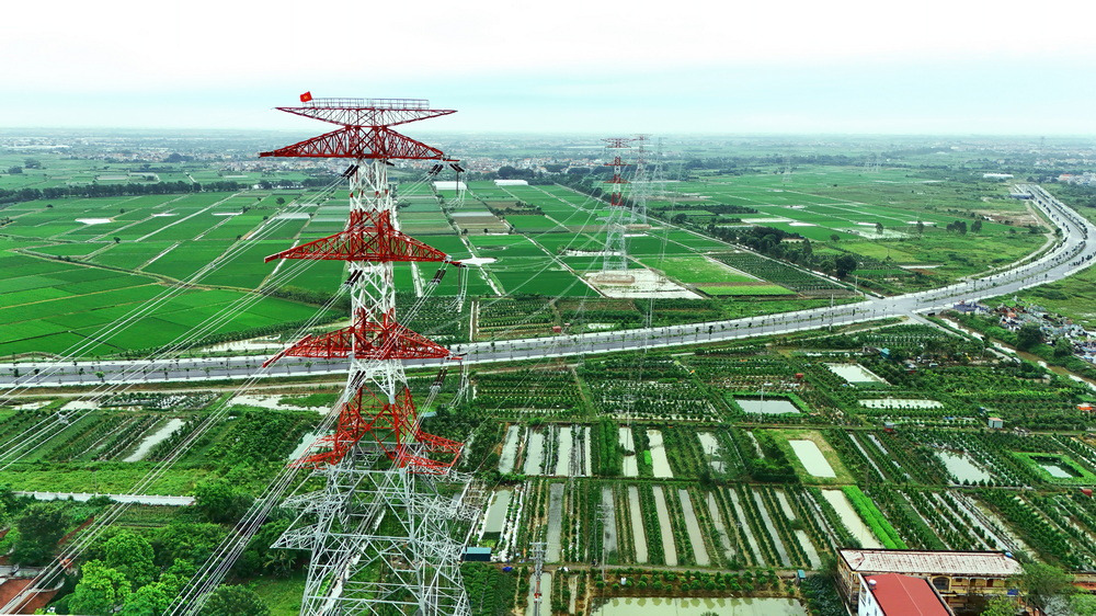 truyen-tai-dien-1--dam-bao-cung-cap-dien-an-toan-mua-kho-2025-cho-khu-vuc-phia-bac_67b6a2351e303.jpg